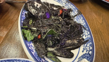 Аллергик в ресторане сильно пострадал после того, как ему подали креветки