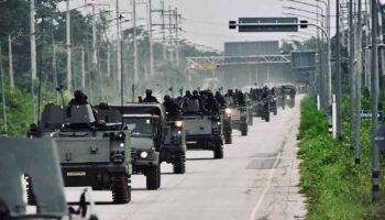Армия "готова", но Таиланд стремится к мирному урегулированию ситуации на границе с Камбоджей
