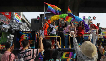 Бангкок предупреждает о закрытии дороги Рама I в связи с воскресным парадом гордости