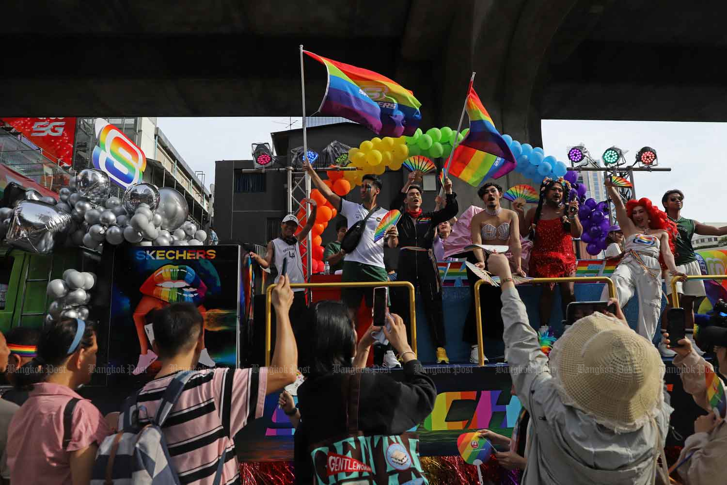 Бангкок предупреждает о закрытии дороги Рама I в связи с воскресным парадом гордости