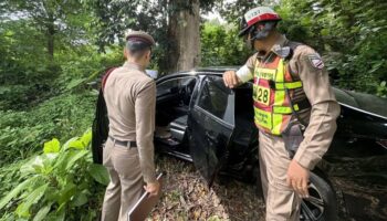 Бросивший арендную машину иностранец идентифицирован как гражданин России