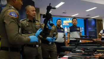 В борьбе с распространением оружия подозреваются 12 человек