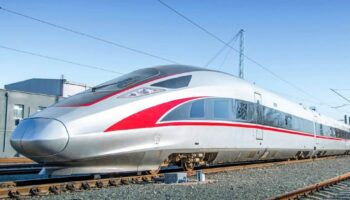 Высокоскоростная железная дорога в аэропорту Таиланда, которая долгое время задерживалась, наконец-то заработала