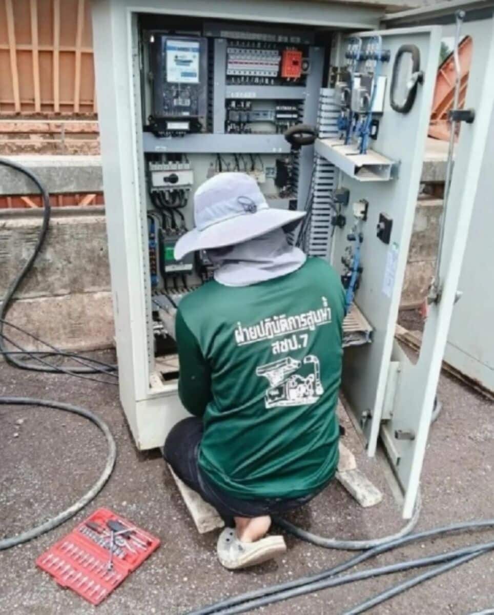 Государственный департамент ирригации mobilises для угрозы внезапного наводнения по всей стране