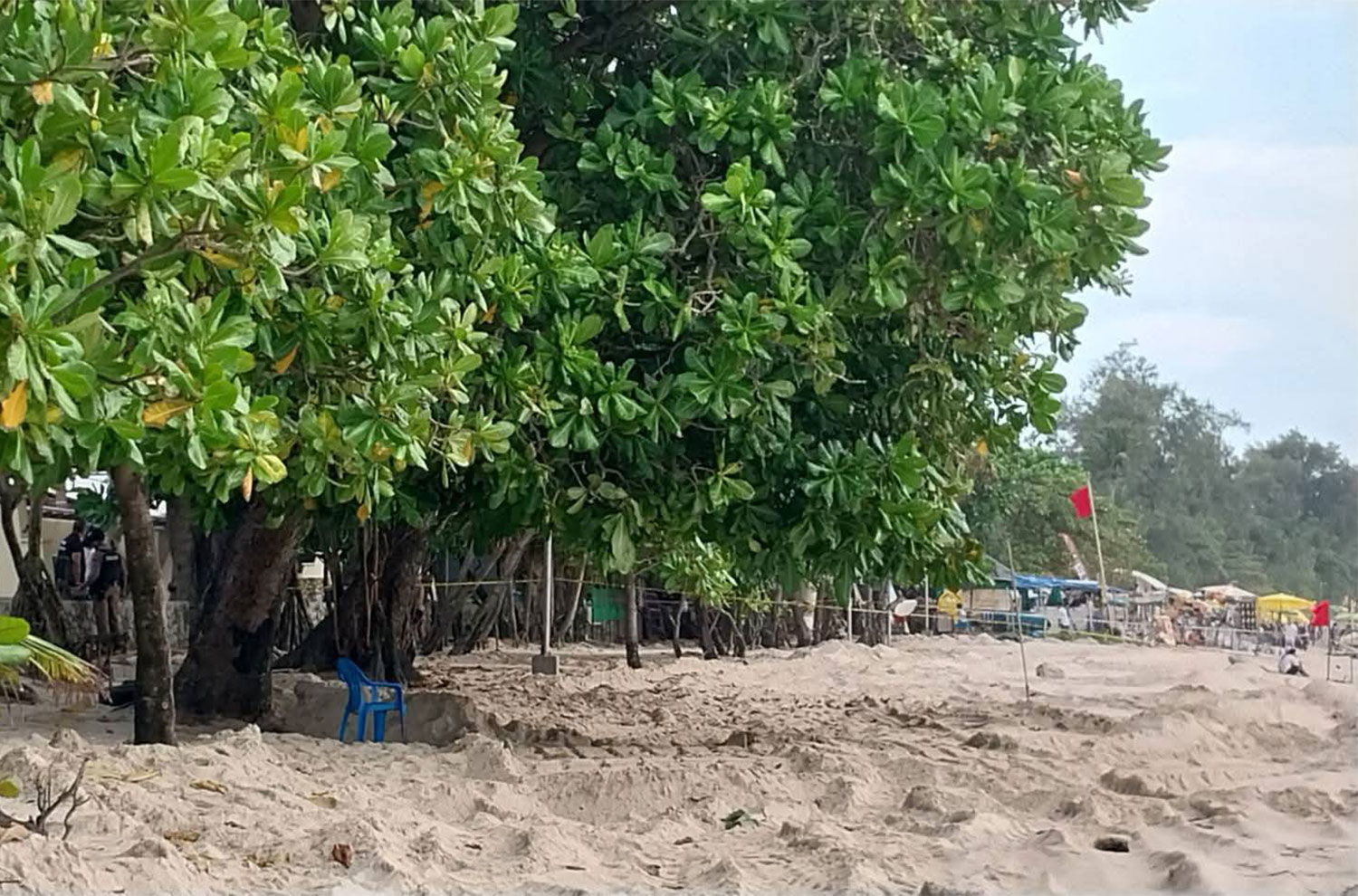 Два подозреваемых взрывных устройства найдены в Краби, Пхукет