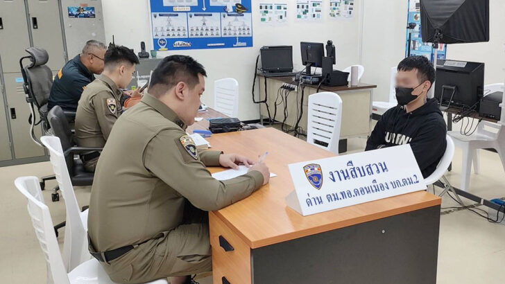 Дон Муанг Иммиграция арестовала вьетнамца за поддельный визовый штамп