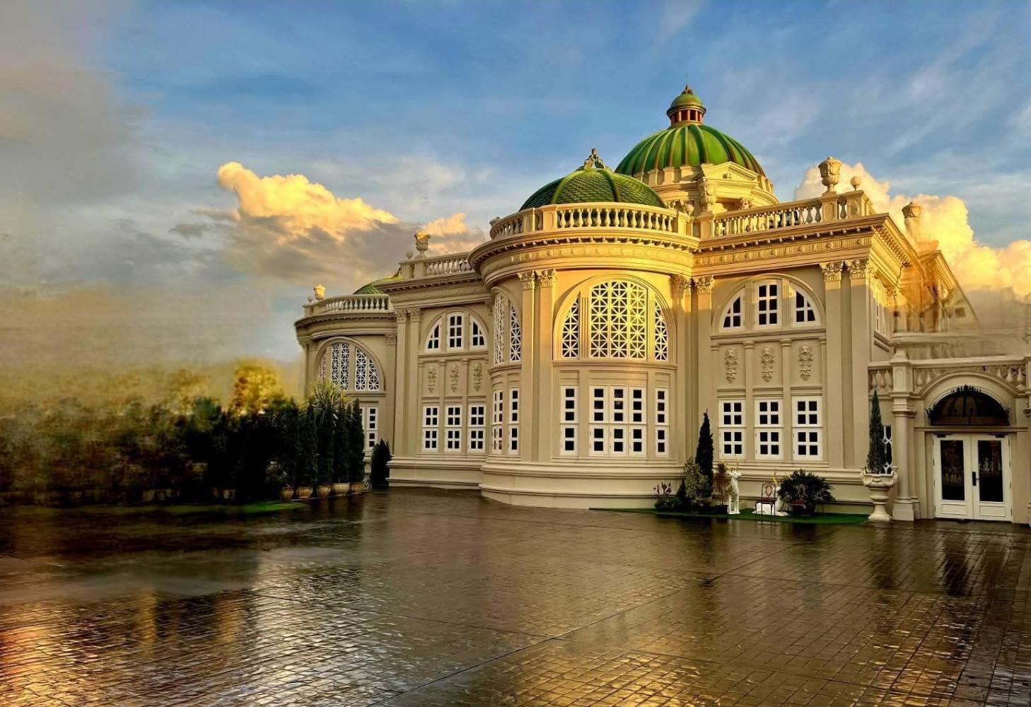 Жена Чолнана дает отпор критикам