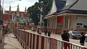 Закрытие пограничного пункта пропуска Таиланд-Камбоджа оставляет тысячи людей без средств к существованию