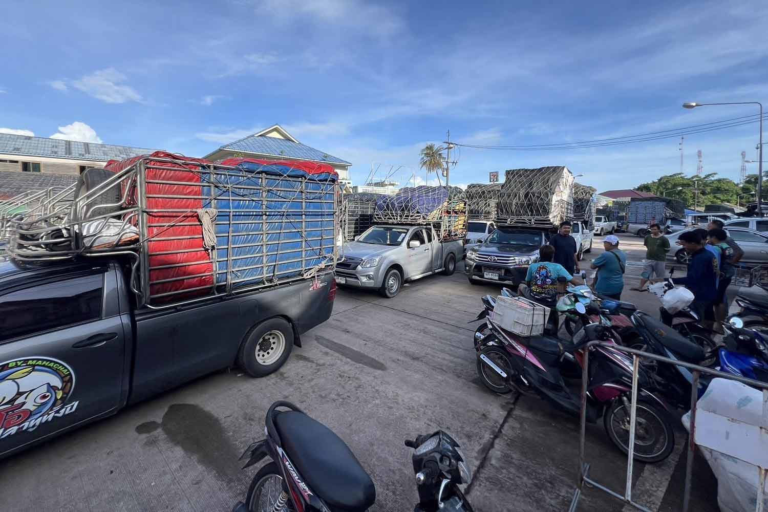 Камбоджа запрещает все импорты тайских фруктов и овощей