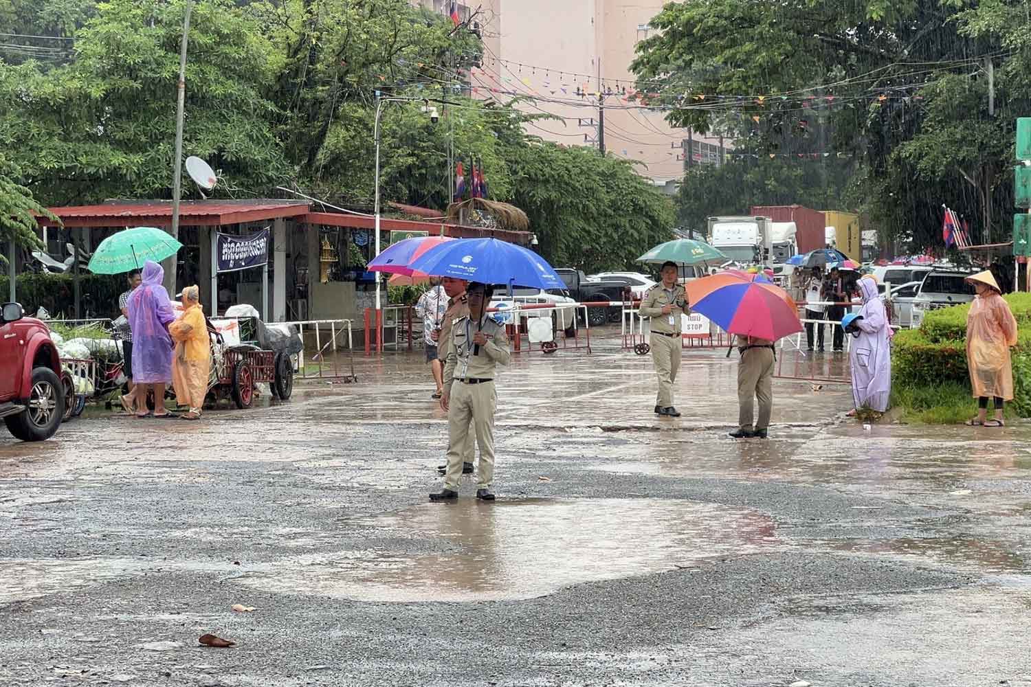 Камбоджийские войска согласились отступить от границы с Таиландом