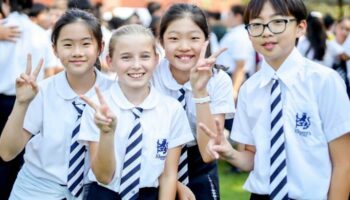 Классное выступление! Шикарные родители радуются, когда в международных школах начинается бум