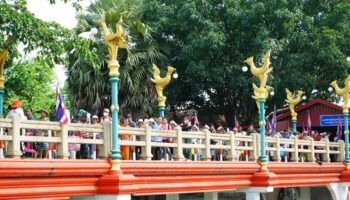 Кризис на границе вызывает неопределенность для мигрантов