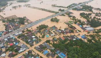 Министерство обороны помогает с спасением из-за наводнения в Чианграй