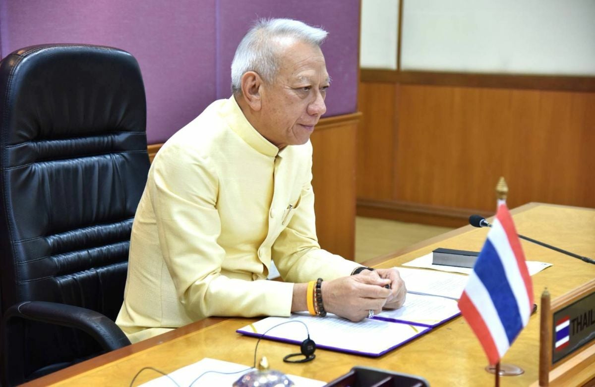 Министерство труда борется с незаконным трудоустройством expatriate