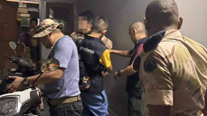 Мужчину с ножом убрали с улиц Пхукета