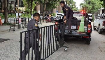 Паттайя будет штрафовать бизнесы, блокирующие дороги и пешеходные пути.