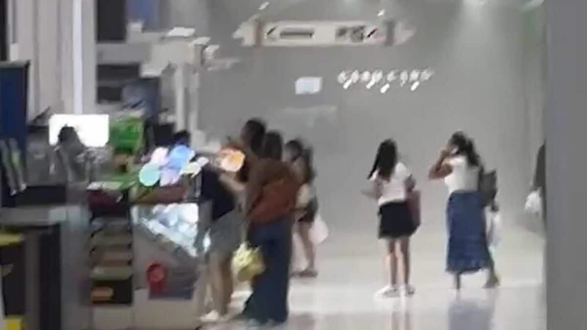 Пожар в японском ресторане барбекю причиняет ущерб торговому центру Чаченгсао