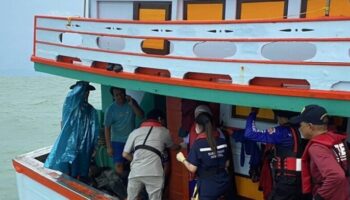 Пожар на рыболовном судне у побережья Сурат-Тани унес одну жизнь