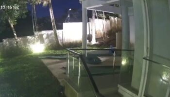 Полиция ищет вора, вынесшего ценностей на 2 млн бат с вилл на мысе Яму