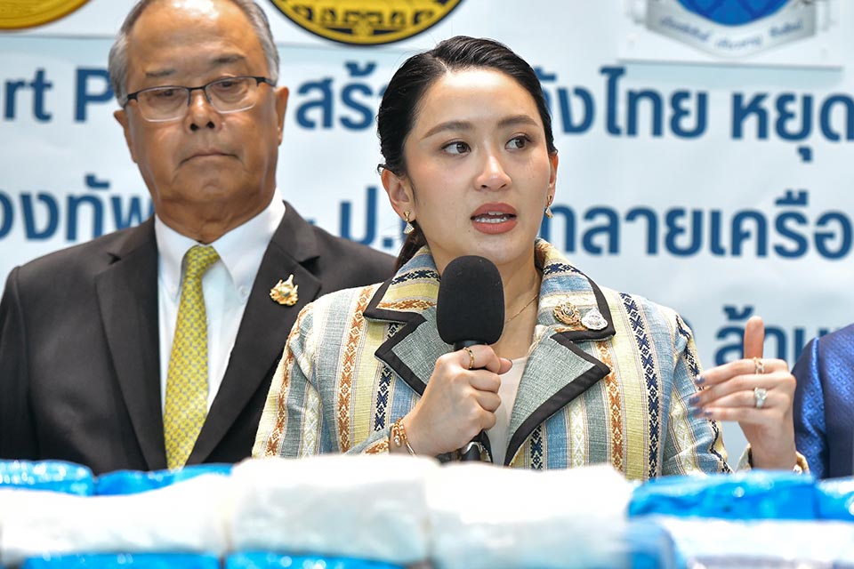 Премьер-министр обязуется сделать Таиланд зоной без наркотиков, называет последнюю конфискацию решающим ударом по транснациональным контрабандным сетям.