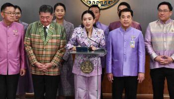 Премьер-министр Таиланда заявил, что Таиланд готов к нападению Камбоджи и предпочитает мир