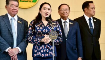 Премьер-министр Таиланда сталкивается с политическим кризисом после утечки аудиозаписи с Хун Сеном