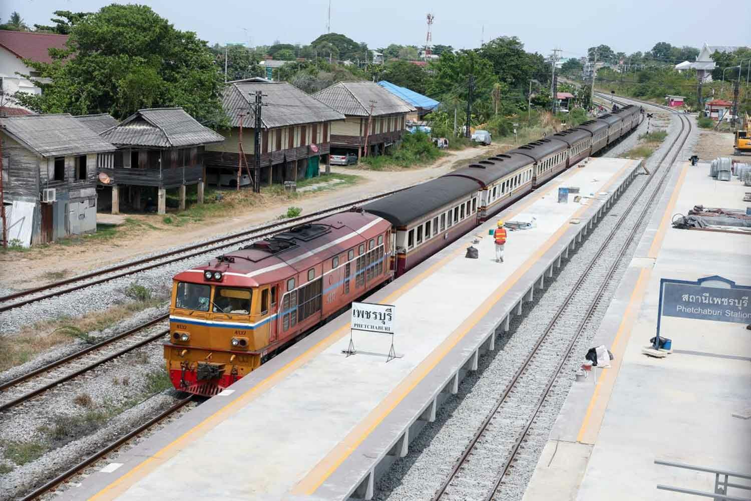 Проект двойной железной дороги Таиланда, который революционизирует транспорт
