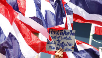 Пхумтам говорит, что Таиланд усилит оборону после отказа Камбоджи от ввода войск