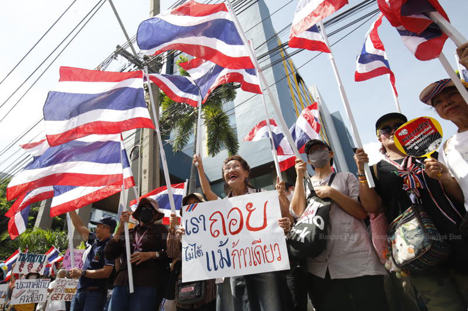 Пхумтам отвергает опасения по поводу возможного государственного переворота