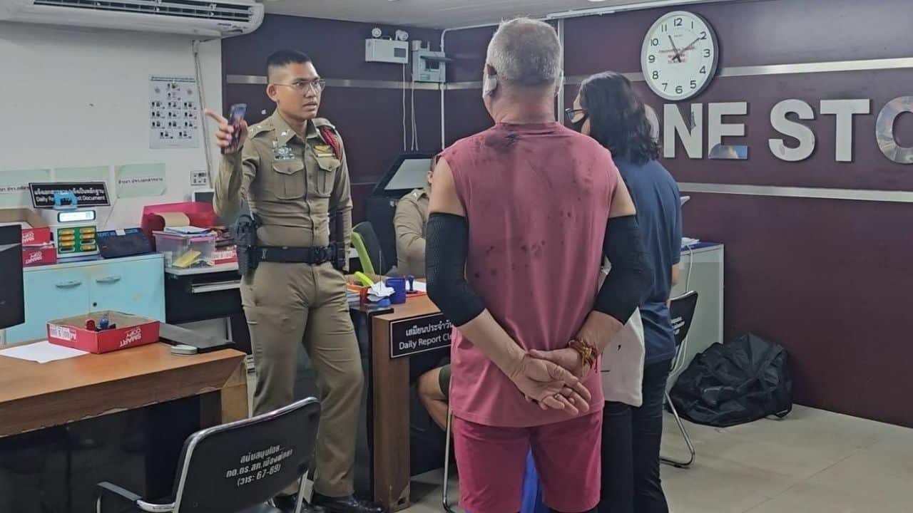 Россиянина ограбили, когда он мочился в придорожном лесу Паттайи