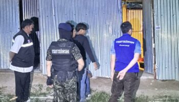 Скрывающиеся братья и сестры задержаны с кристаллическим метамфетамином в наркозахвате в Паттайе