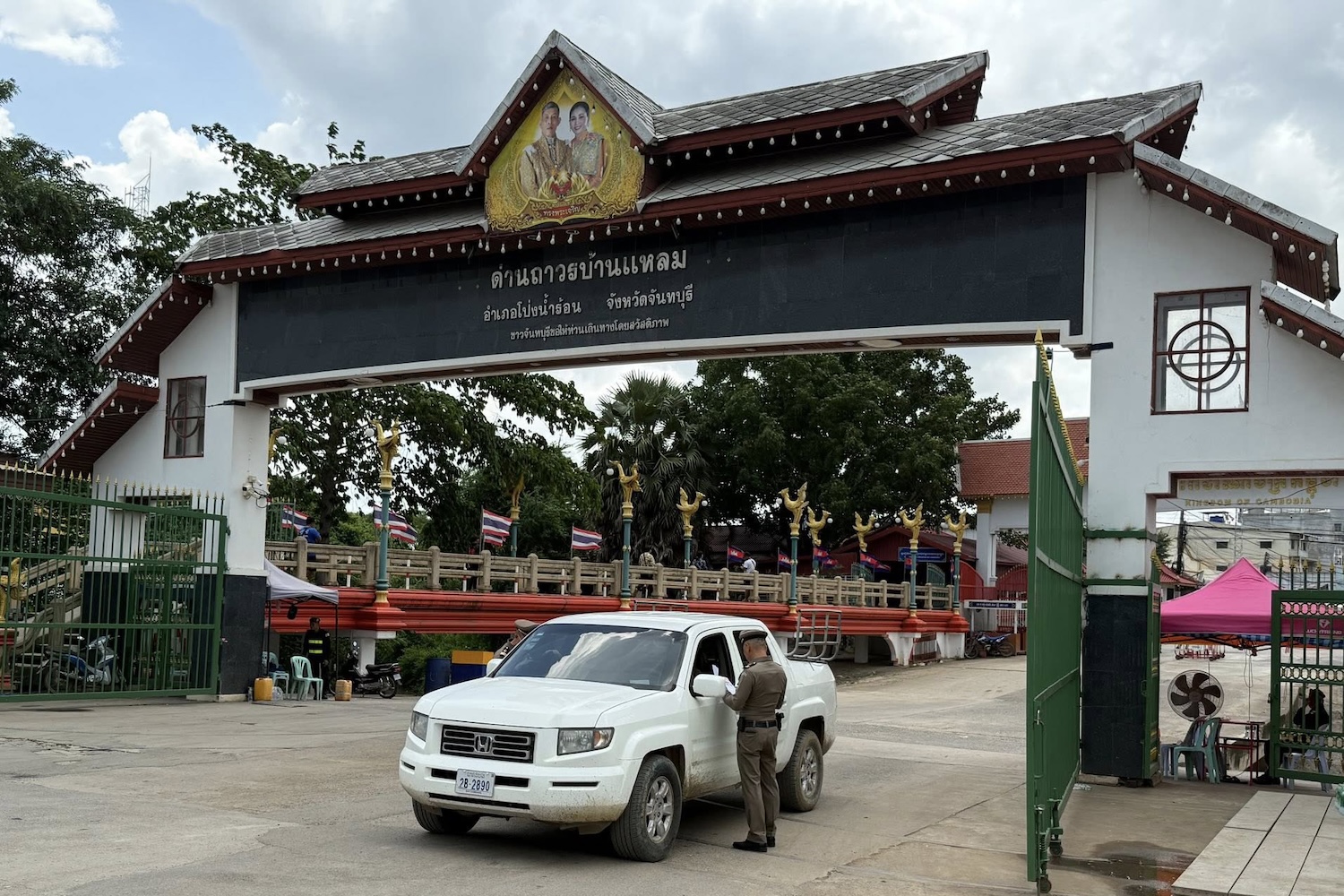 Сообщения о закрытии границы в Чантабури опровергнуты