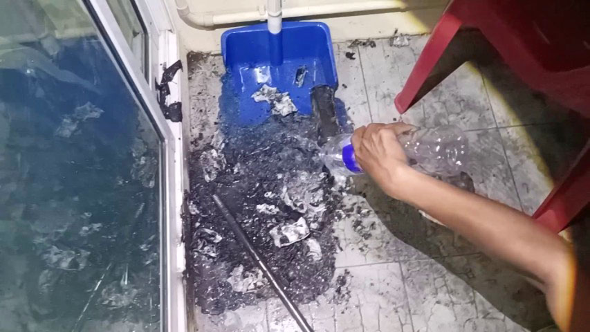 Спасение Человека-паука тайским соседом спасает южноафриканского учителя от огня