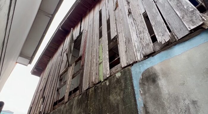 Студенты Сонгкхлы обмануты местным арендодателем, остались без комнат