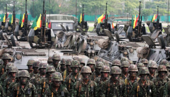 Тайская армия запускает онлайн-акцию
