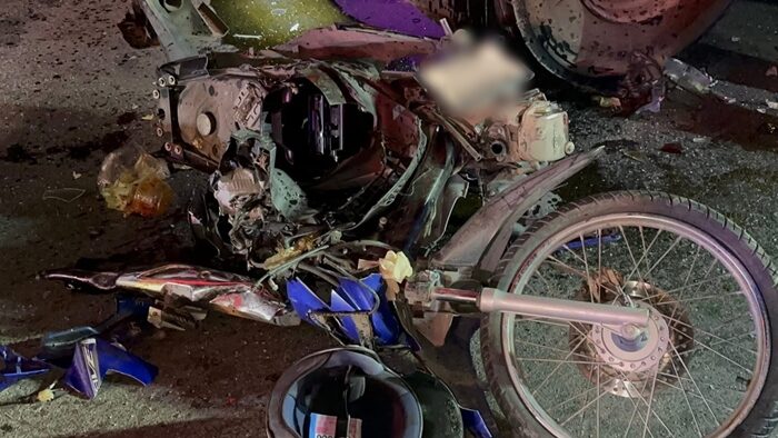 Трагическое наезд и скрывшийся с места происшествия убивает мать в Чонбури