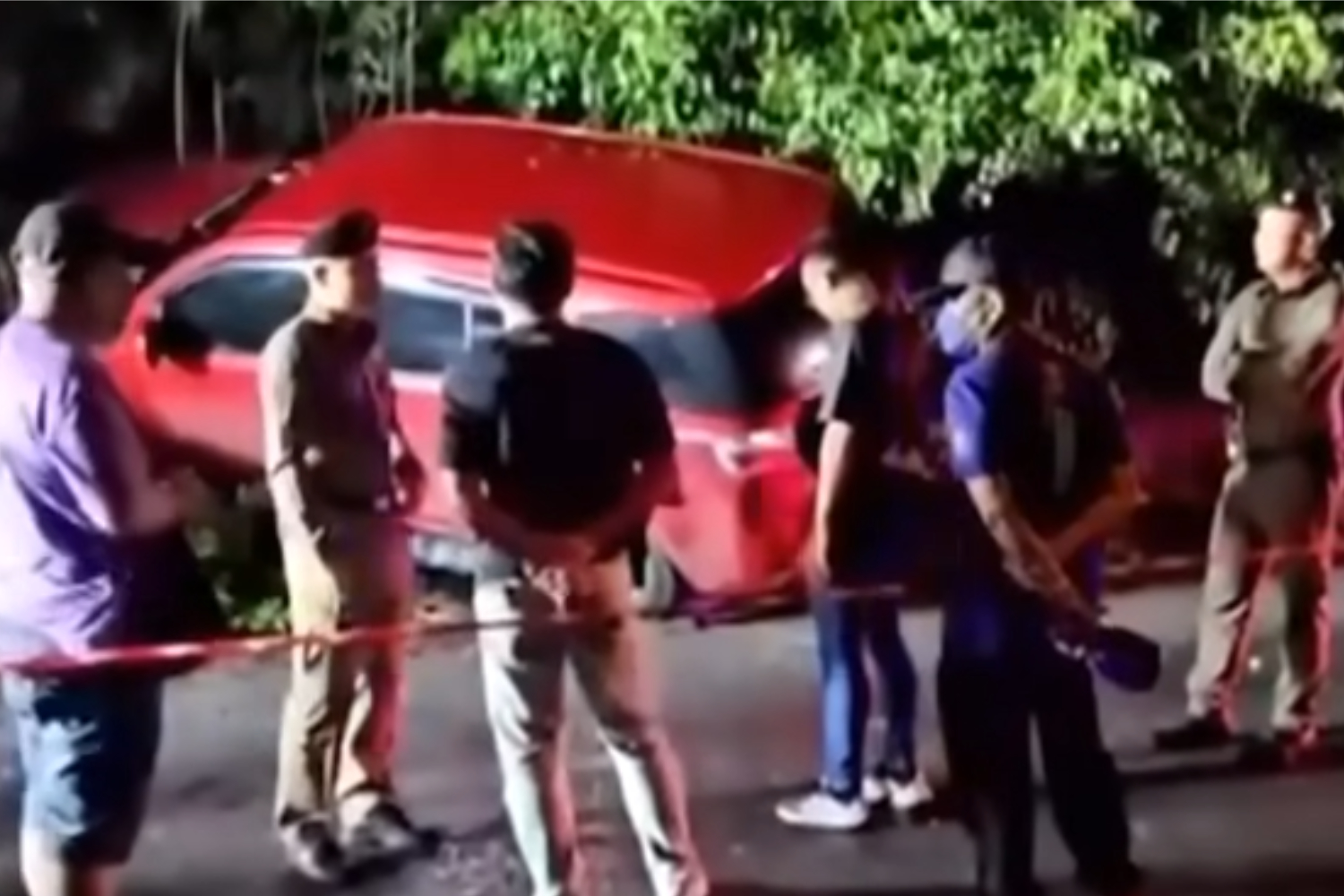 Тысячи метамфетаминовых таблеток найдены в разбившемся внедорожнике