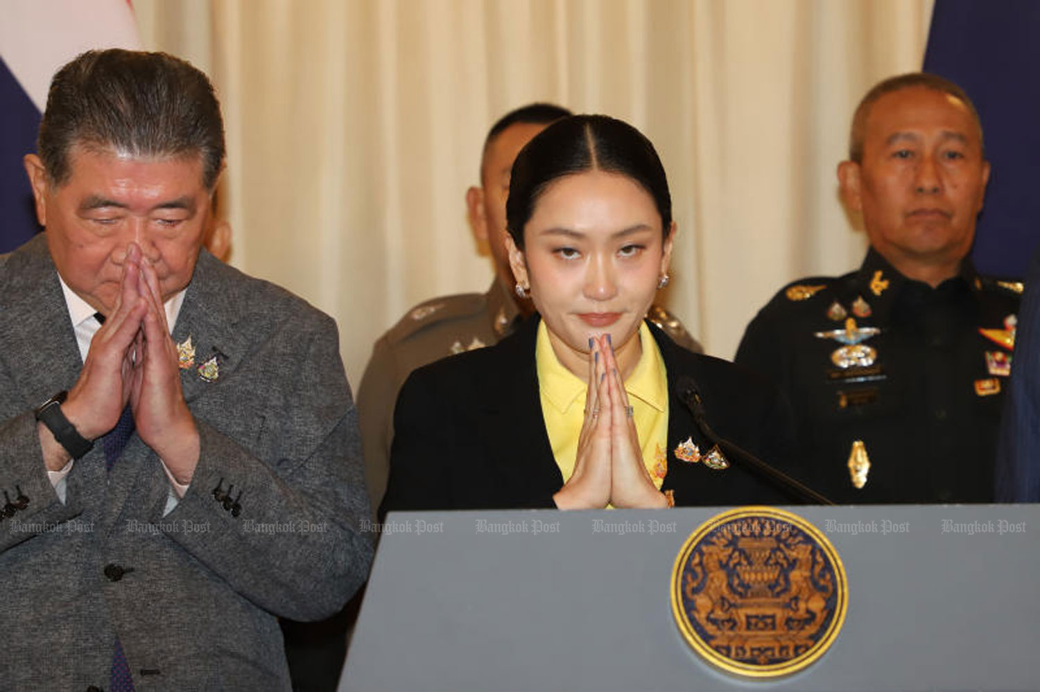 Утечка информации ставит премьер-министра на грань