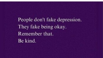 Это всё, народ! Пост премьер-министра Таиланда в Instagram вызывает политический коллапс