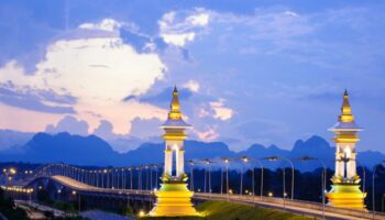 R12, недавно предложенный маршрут для расширения торговли между Таиландом и Вьетнамом