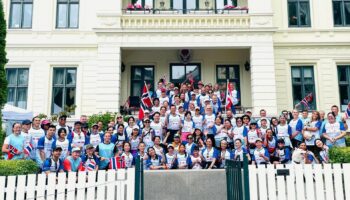 Thai Airways вылетает на благотворительность в Осле в честь празднования