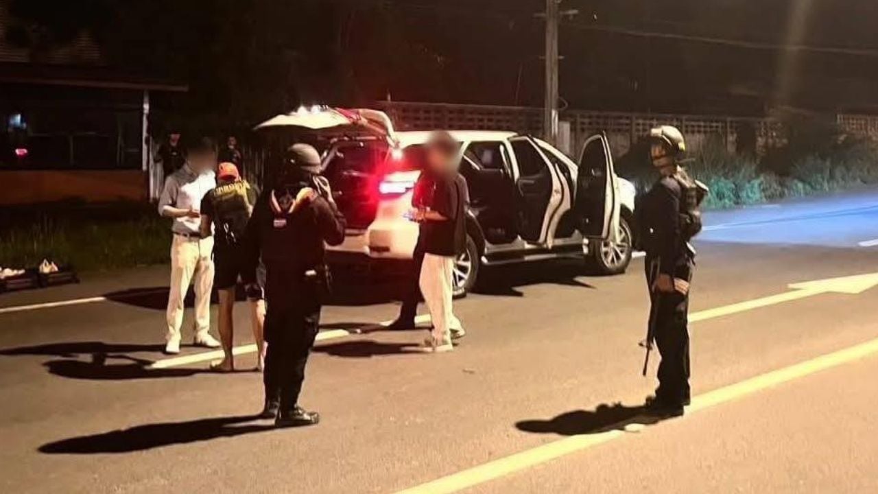 3 китайца арестованы за съемкуRestricted армейских зон в Сурине