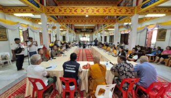 Большой Будда в тупике: местные жители требуют справедливости, настоятель затягивает время