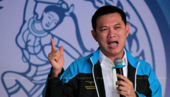 Бывший заместитель лидера Демократической партии Сучатвии уходит, чтобы создать новую партию