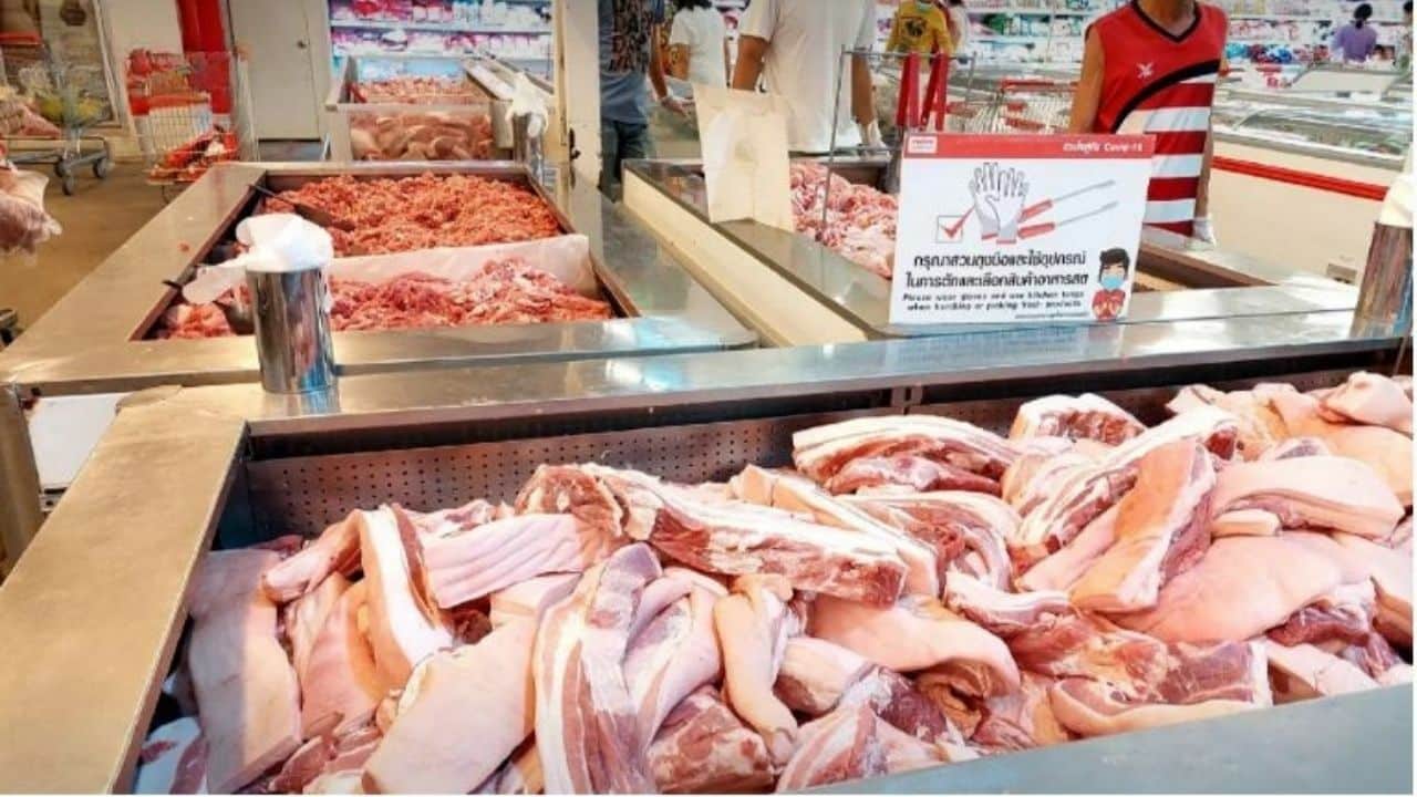 Бэконное противодействие: Дешевое американское свинина угрожает тайским фермерам