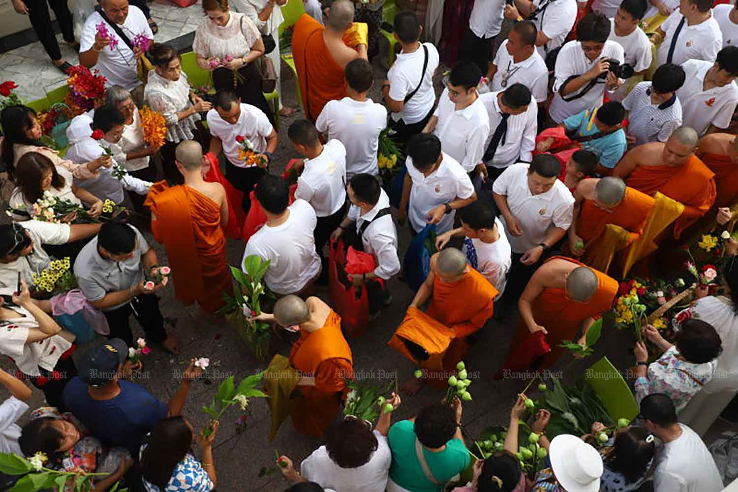 Восстановление веры людей, подорванной плохими монахами