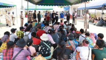 Группа ищет юридическую работу для беженцев