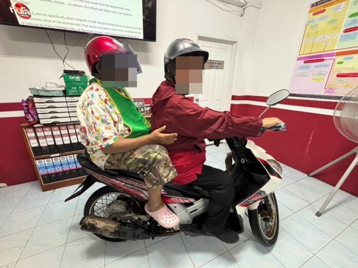 Две женщины арестованы за кражу телефона у пожилого монаха