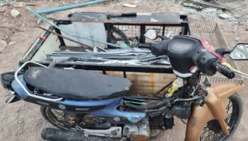 Дуэт из Чонбури пойман за кражей алюминия в полночь