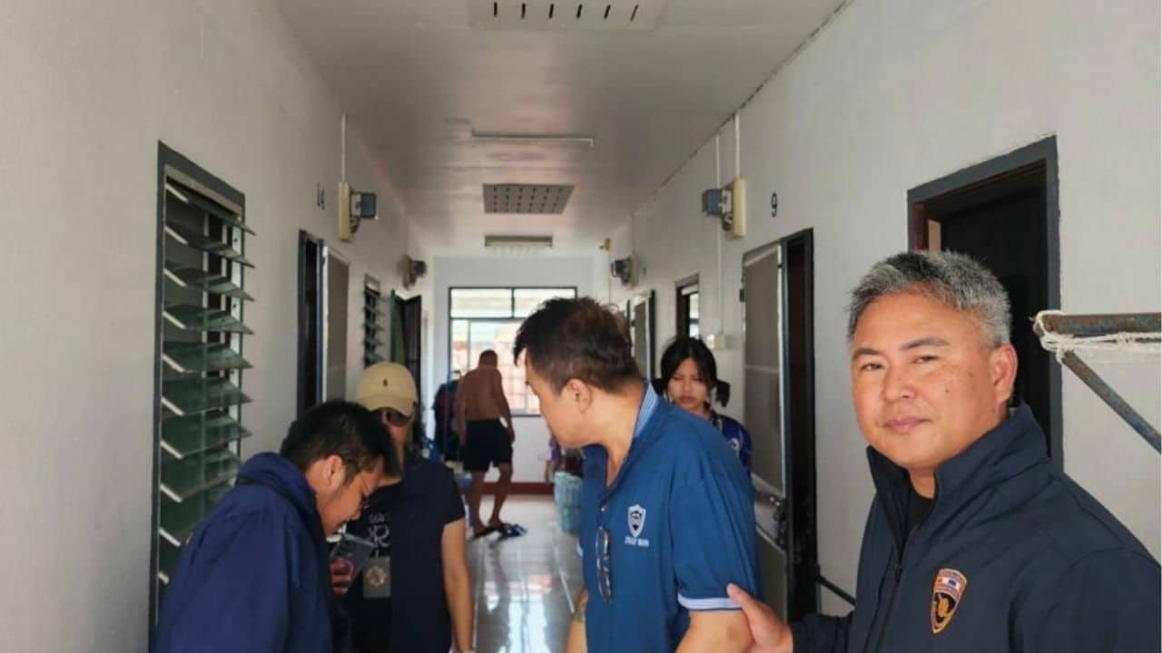 Китайский беглец и корейский подозреваемый по делу о наркотиках задержаны в Паттайе